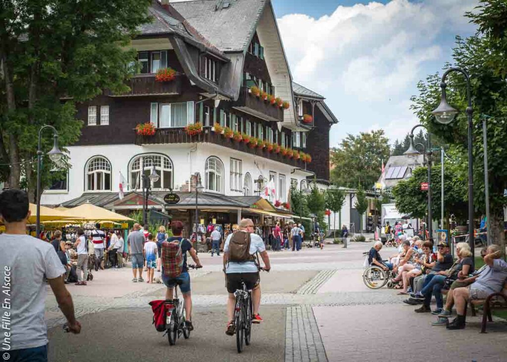 Titisee en Forêt-Noire - Allemagne - Photo Céline Schnell Une Fille En Alsace